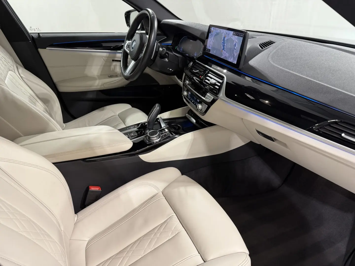 530e xDrive Touring M Sportpaket ACC DA-Pro PA+