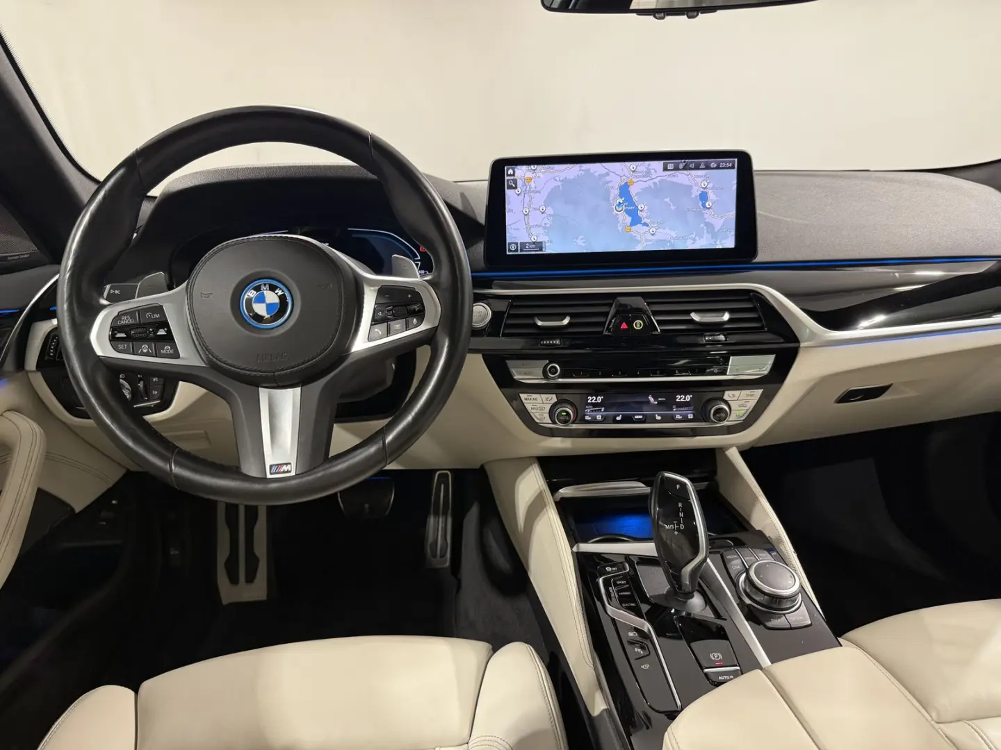 530e xDrive Touring M Sportpaket ACC DA-Pro PA+