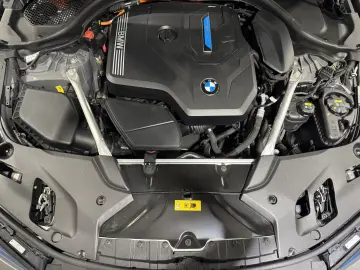 530e xDrive Touring M Sportpaket ACC DA-Pro PA+
