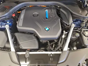 530e Touring Sport-Steptronic M Sportpaket