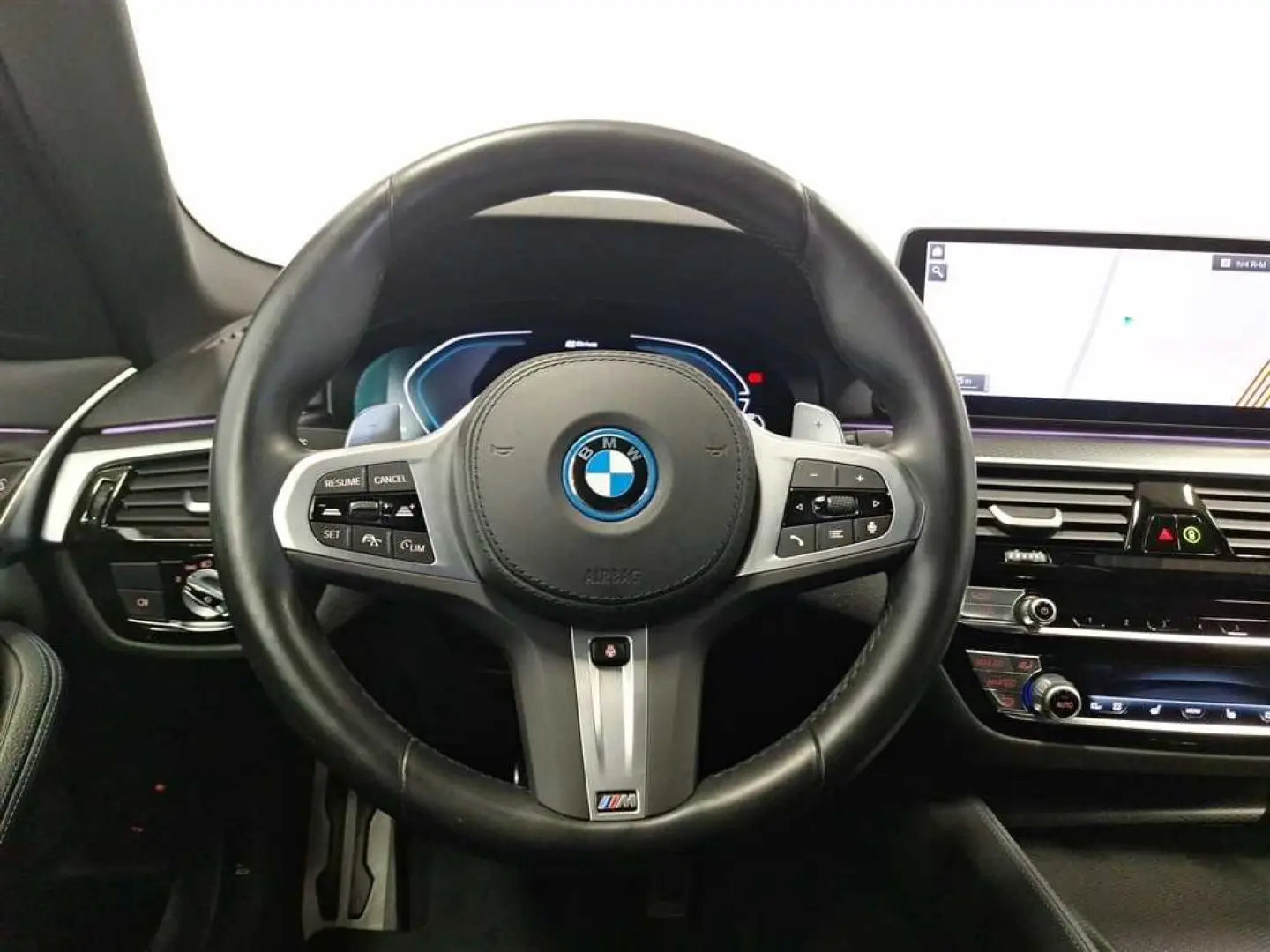 530e Touring Sport-Steptronic M Sportpaket