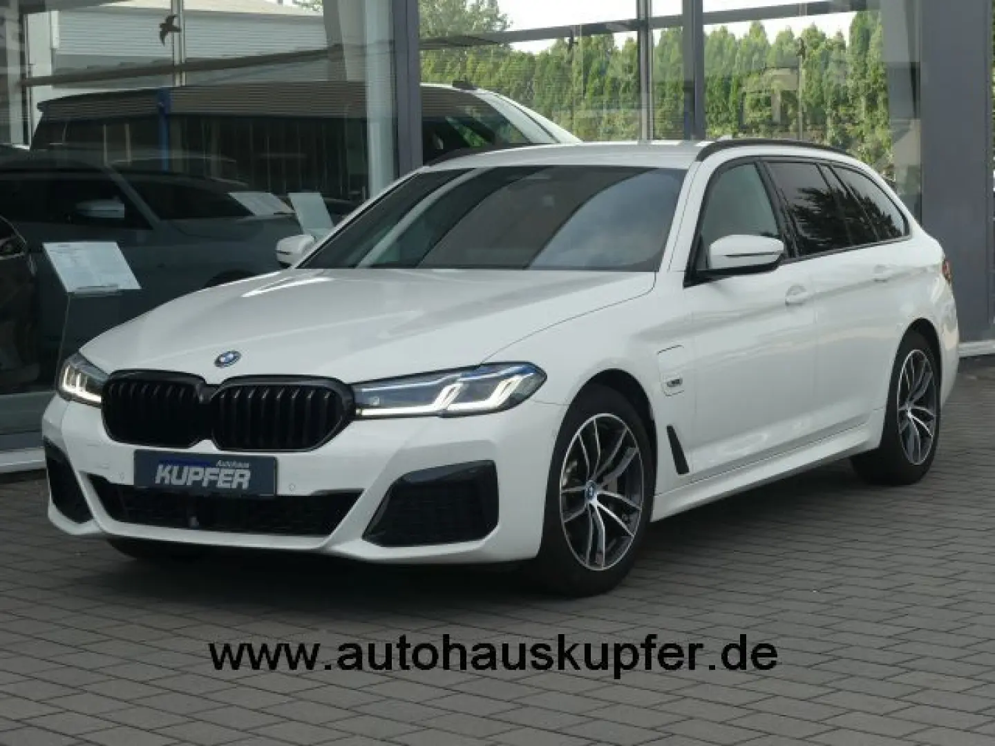 530 e Touring M Sportpak. ACC+AHK°Laser°Prof°HUP