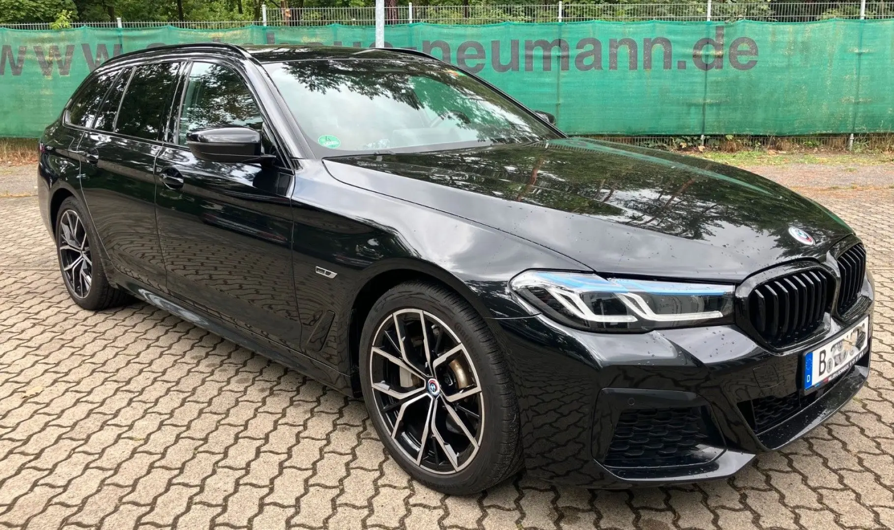 Touring 530 e xDrive M Sport HUD Pano AHK
