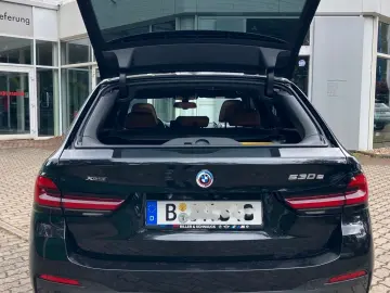 Touring 530 e xDrive M Sport HUD Pano AHK