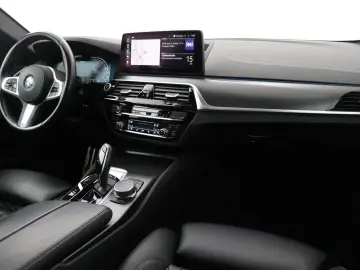 530 5-serie Touring 530e Business Edition Plus |