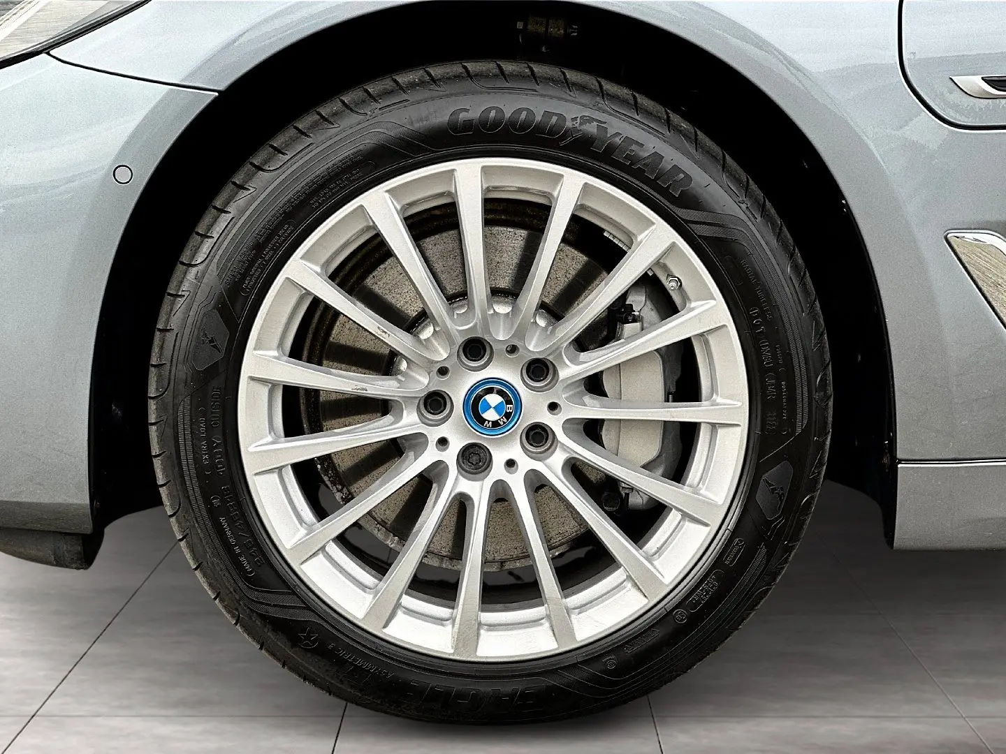 530e xDrive Touring DAB LED WLAN Pano.Dach RFK