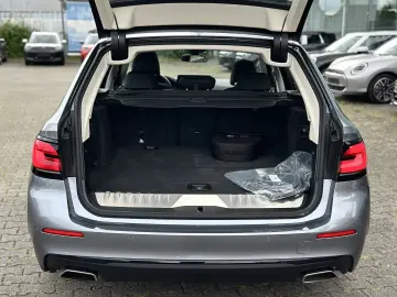 530e xDrive Touring DAB LED WLAN Pano.Dach RFK