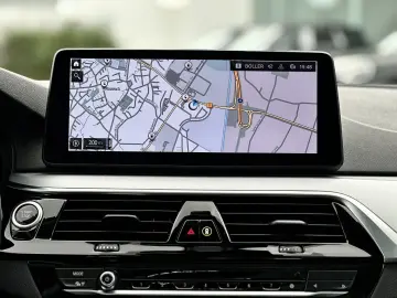 530e xDrive Touring DAB LED WLAN Pano.Dach RFK