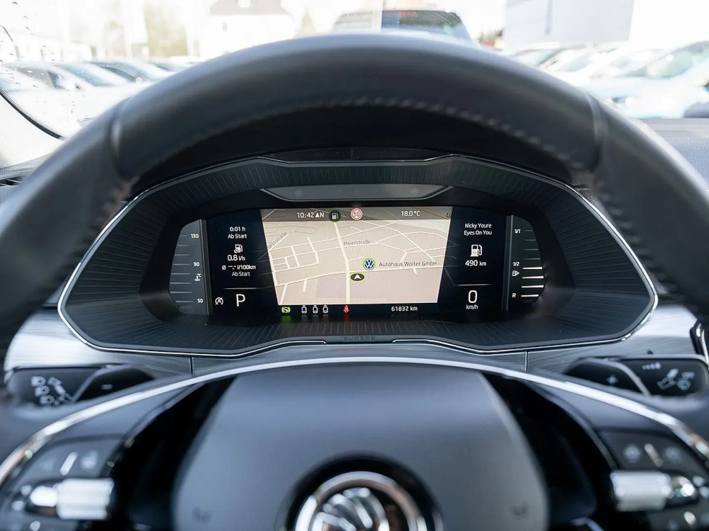 Superb 2.0 TDI Ambition KAMERA NAVI AHK ACC LED