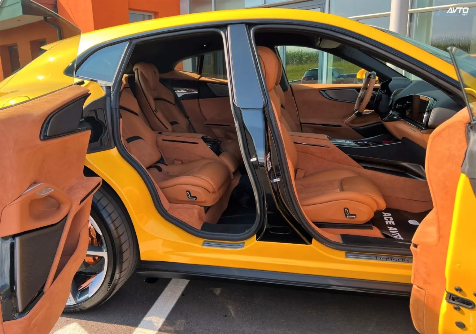 PUROSANGUE 6.5-V12-725HP-FULL-CARBON-COOL-SEAT