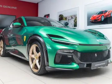 Purosangue V12 DCT 4WD