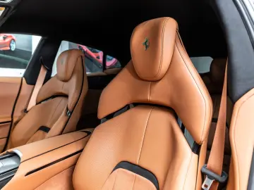 Purosangue V12 DCT 4WD
