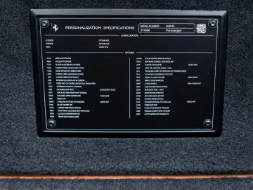 Purosangue V12 DCT 4WD
