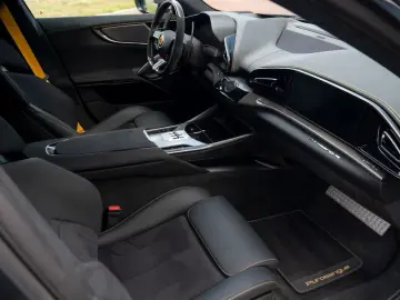 Purosangue 6.5 V12