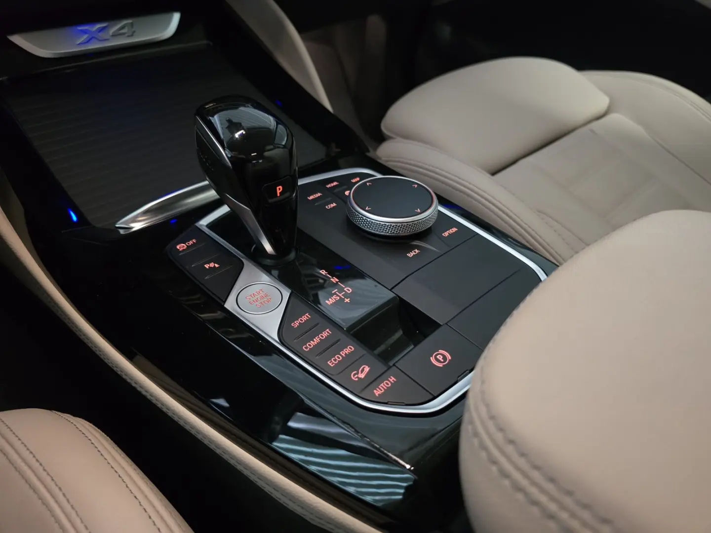 X4 xDrive30i AHK*Driving Assistant*HIFI*DAB*Park