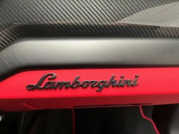 Urus S MY24| Lamborghini Nürnberg