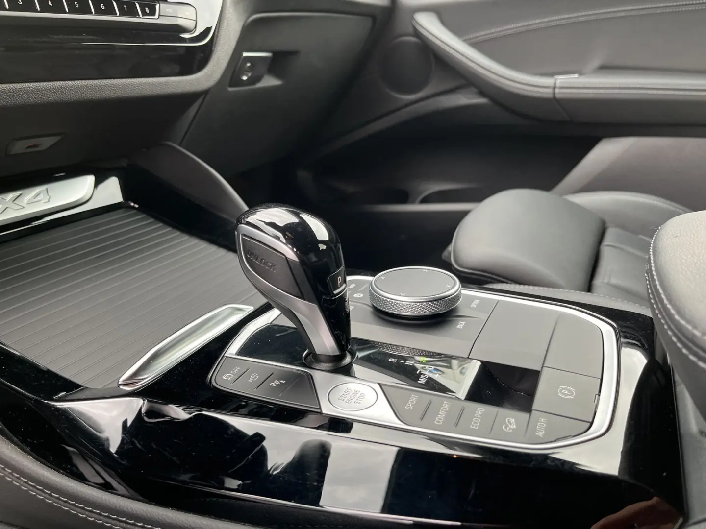 X4 xDrive30d M Sportpaket Head-Up DAB LED WLAN