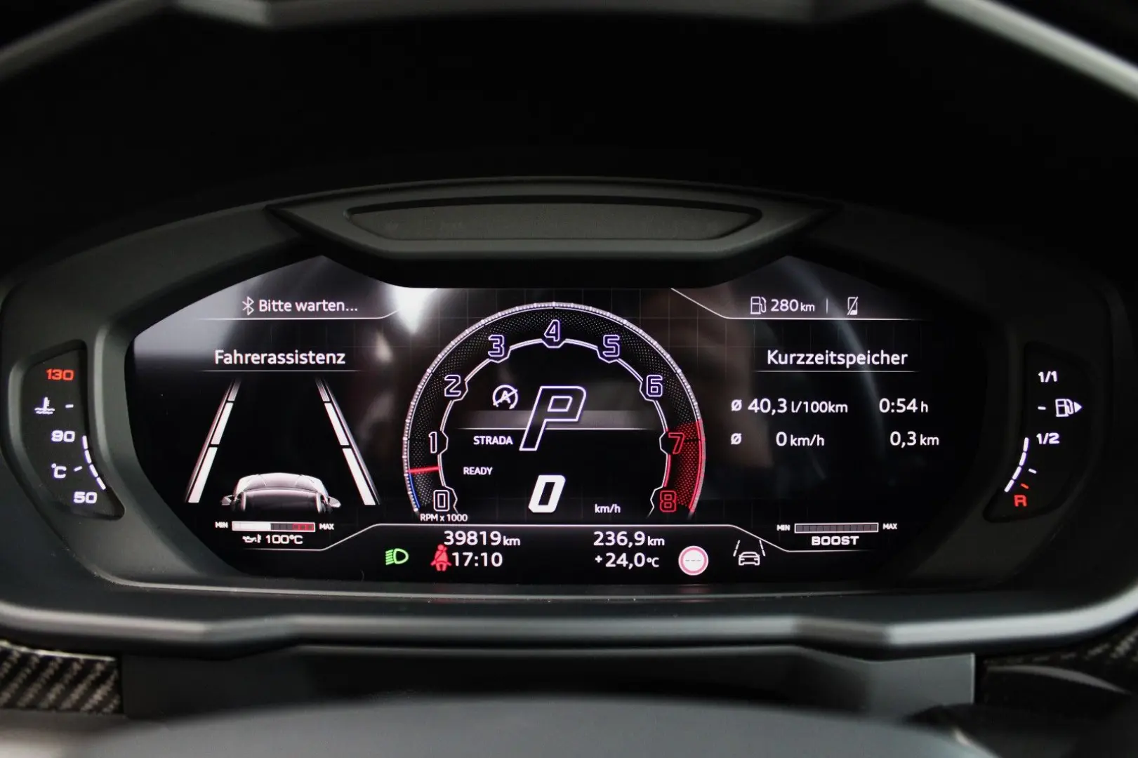 URUS PERFORMANTE EXKLUSIV FULL CARBON/B&O 3D/23