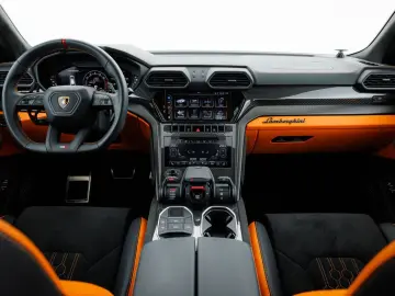 Urus S MY24 | Carbon int | Maintenance 5 years
