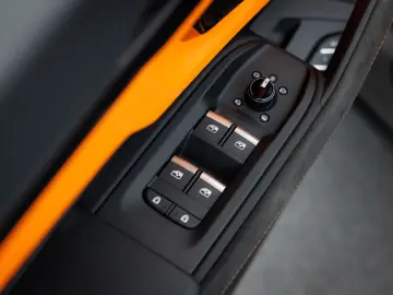 Urus S MY24 | Carbon int | Maintenance 5 years