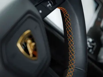 Urus S MY24 | Carbon int | Maintenance 5 years