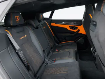 Urus S MY24 | Carbon int | Maintenance 5 years