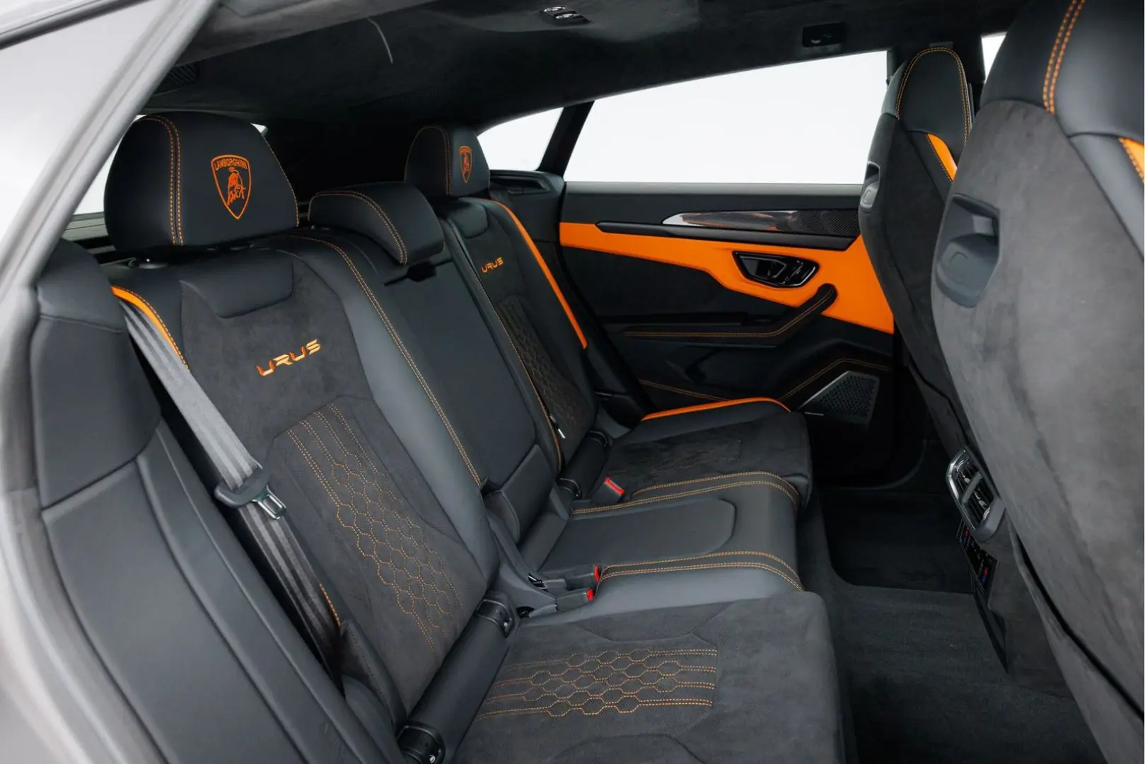 Urus S MY24 | Carbon int | Maintenance 5 years