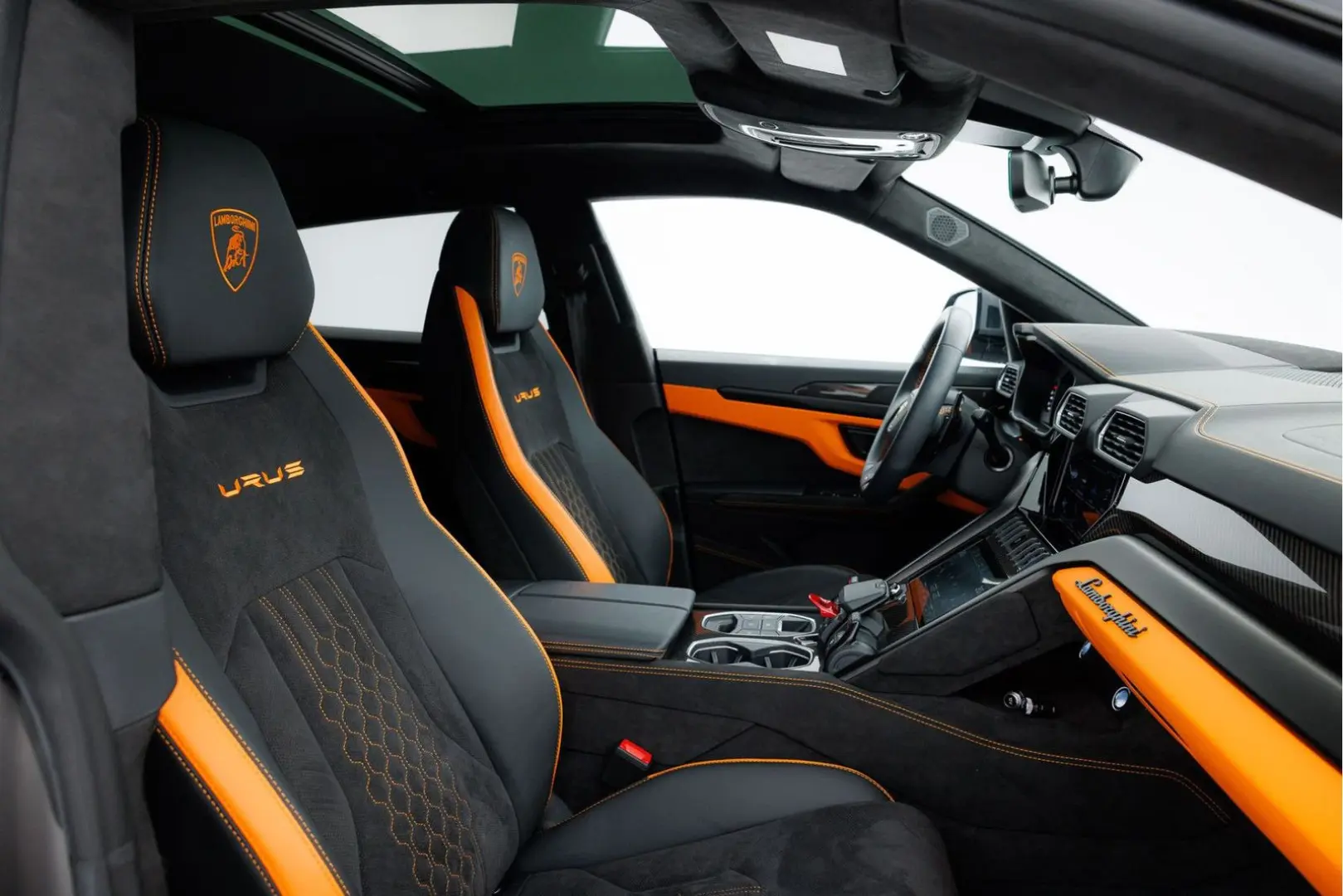 Urus S MY24 | Carbon int | Maintenance 5 years