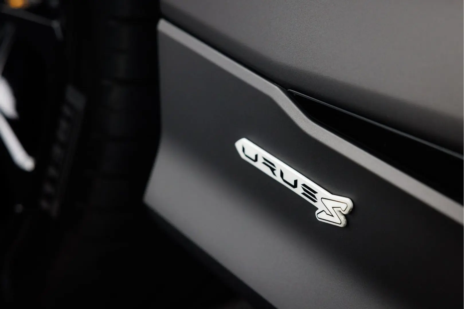 Urus S MY24 | Carbon int | Maintenance 5 years