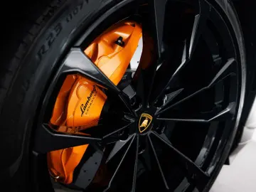 Urus S MY24 | Carbon int | Maintenance 5 years