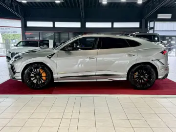 Urus S AKRAPOVIC+B&O+PANO