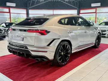 Urus S AKRAPOVIC+B&O+PANO