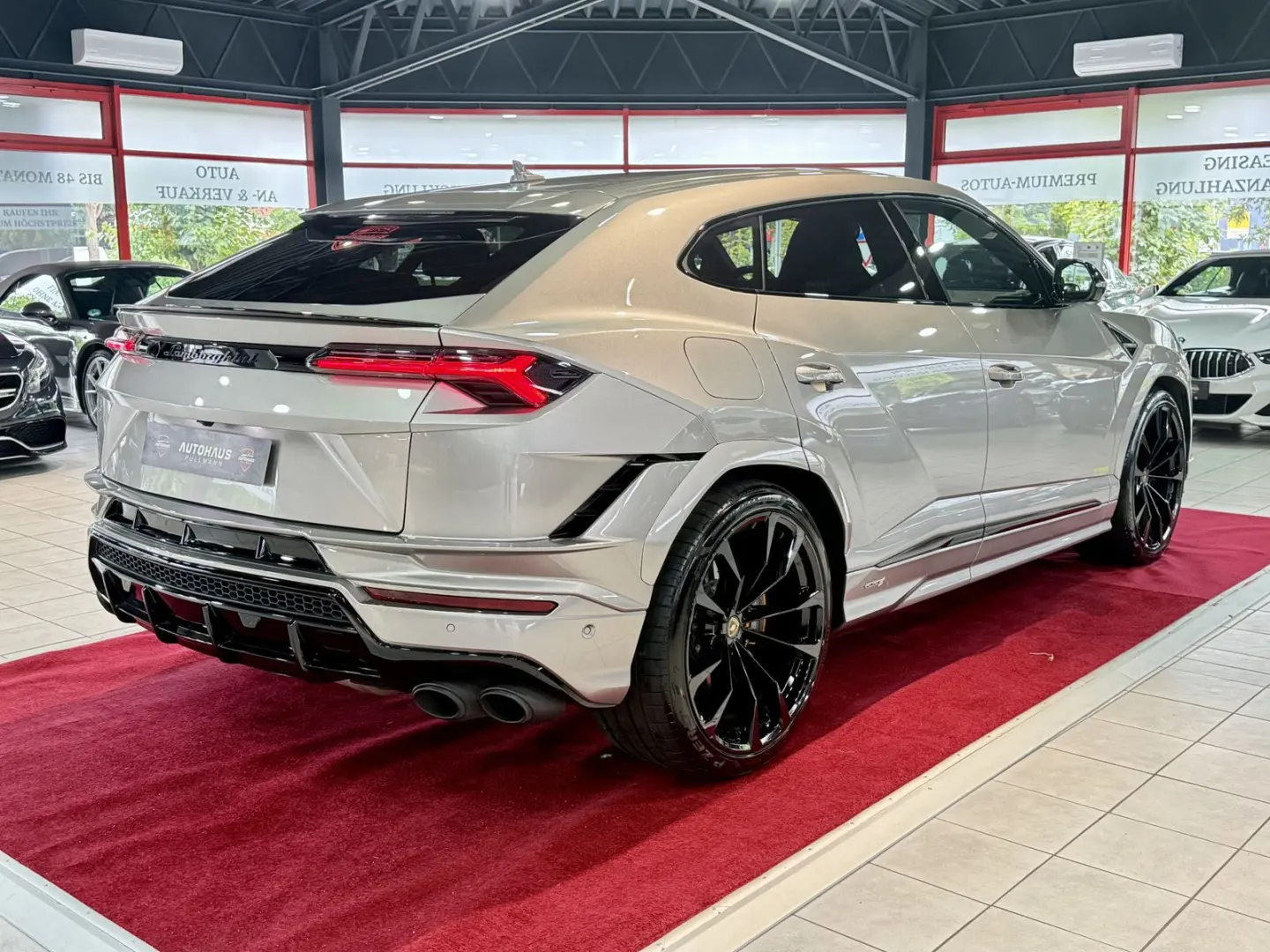 Urus S AKRAPOVIC+B&O+PANO