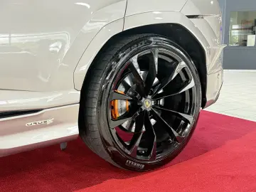 Urus S AKRAPOVIC+B&O+PANO