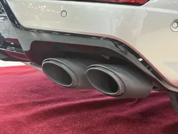 Urus S AKRAPOVIC+B&O+PANO