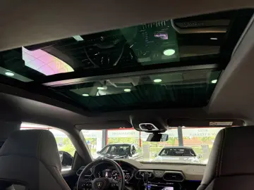Urus S AKRAPOVIC+B&O+PANO