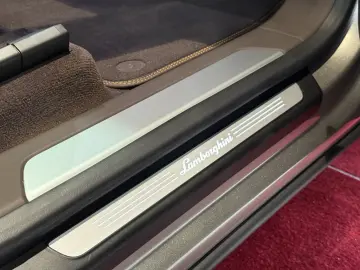 Urus S AKRAPOVIC+B&O+PANO