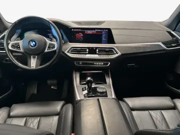 X5 xDrive30d xLine