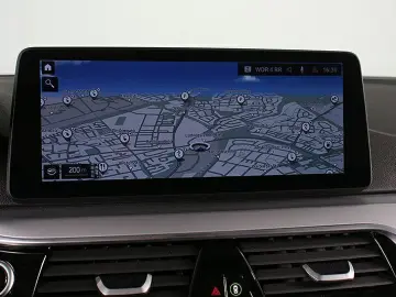 530e Aut. HuD DAB LiveCockpit Kamera SitzheizDAB