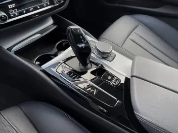 530e Limousine Head-Up DAB LiveCockpitProf
