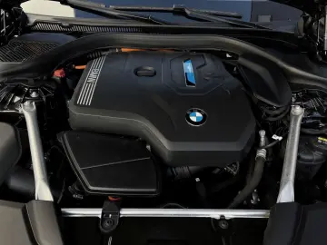 530e Limousine Head-Up DAB LiveCockpitProf