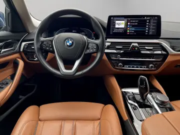 530e Limousine LUXURY LINE Komfortsitze Head-Up 