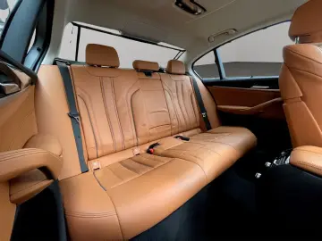 530e Limousine LUXURY LINE Komfortsitze Head-Up 