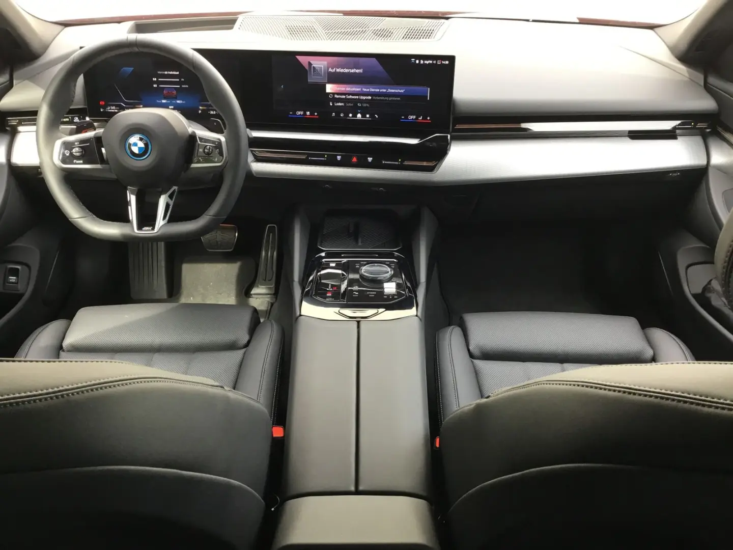 530e xDrive M SPORT+ICONIC GLOW+KAMERA+KOMFORTSI