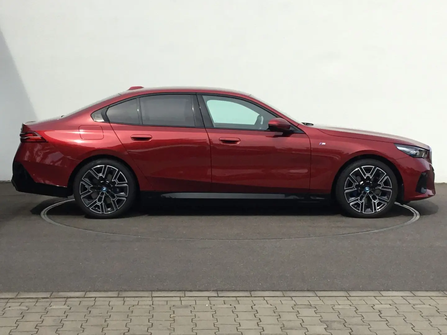 530e xDrive M SPORT+ICONIC GLOW+KAMERA+KOMFORTSI