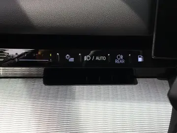 530e xDrive M SPORT+ICONIC GLOW+KAMERA+KOMFORTSI