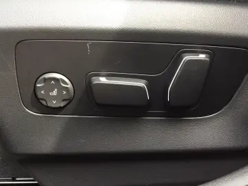 530e xDrive M SPORT+ICONIC GLOW+KAMERA+KOMFORTSI