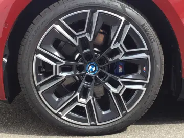 530e xDrive M SPORT+ICONIC GLOW+KAMERA+KOMFORTSI