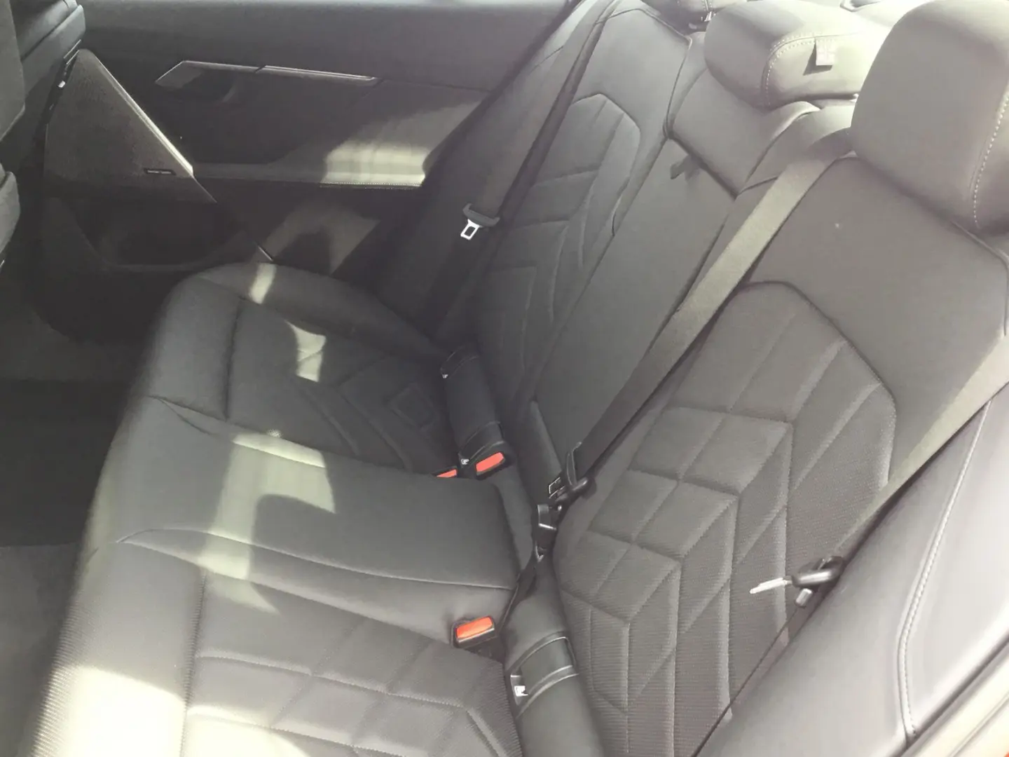530e xDrive M SPORT+ICONIC GLOW+KAMERA+KOMFORTSI