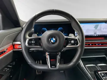 740d xDrive M Sport Pro|AHK|SkyLounge